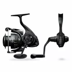 Daiwa Saltist Back Bay LT 3000MD Spinning Reels